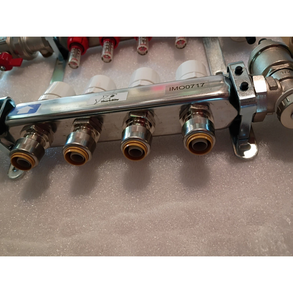 SharkBite Brass 1-in Threading x 1/2-in Push-to-connect Radiant Heating Manifold