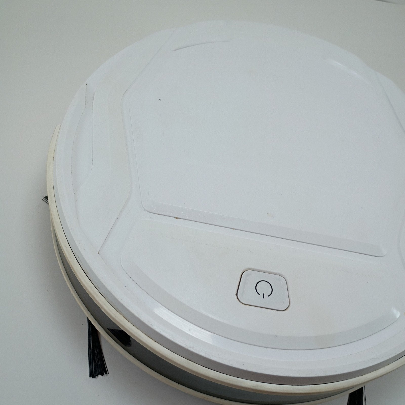 Lefant M210 Pro Robot Vacuum – white Used For Parts