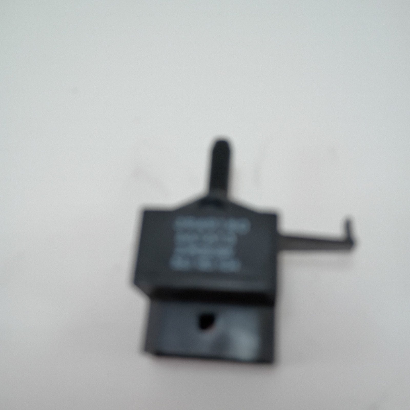Whirlpool Kenmore Washer Water Temperature Switch 3949180 OEM