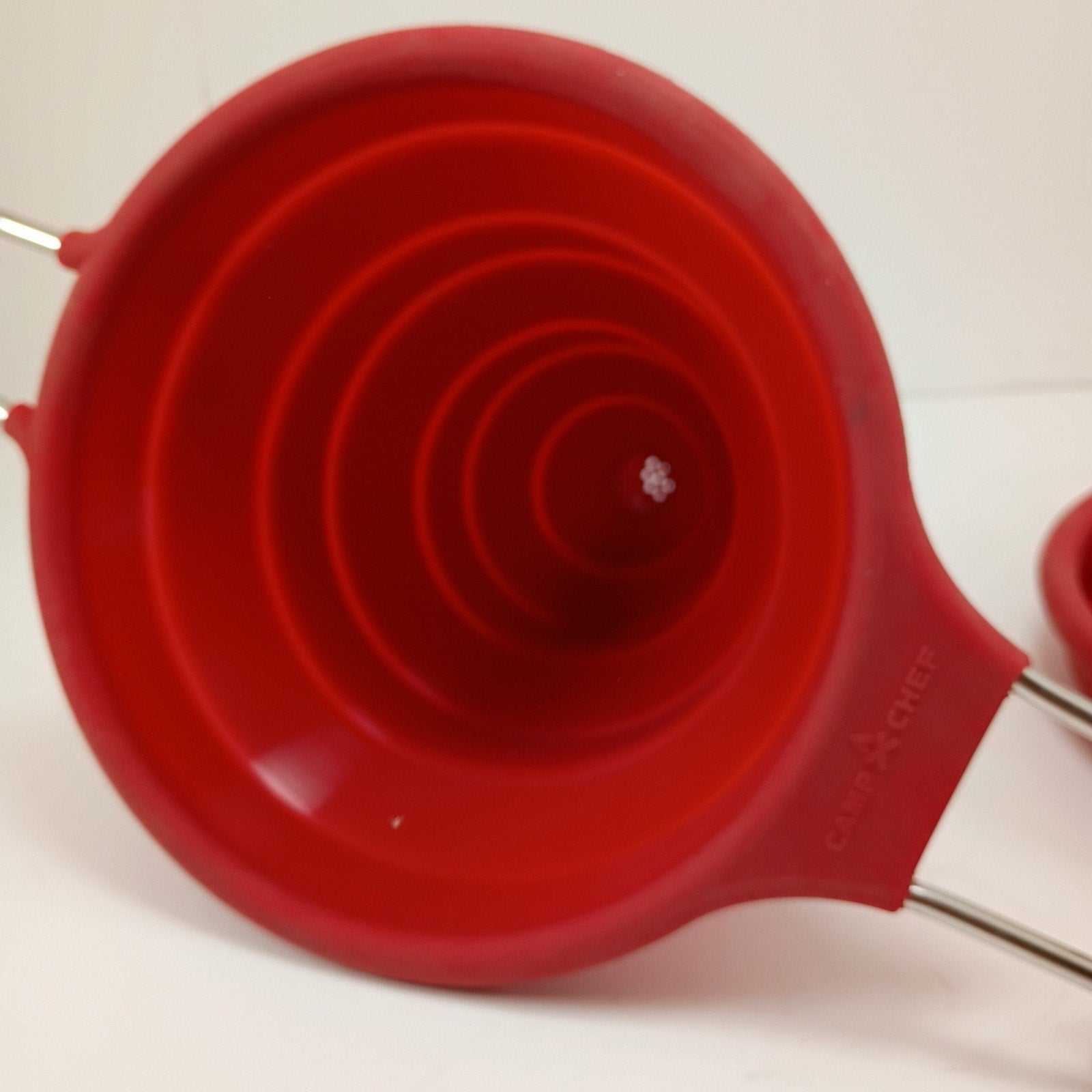 2 Camp Chef Collapsible Funnel 7.25 In Red New Outdoor Gear Cooking
