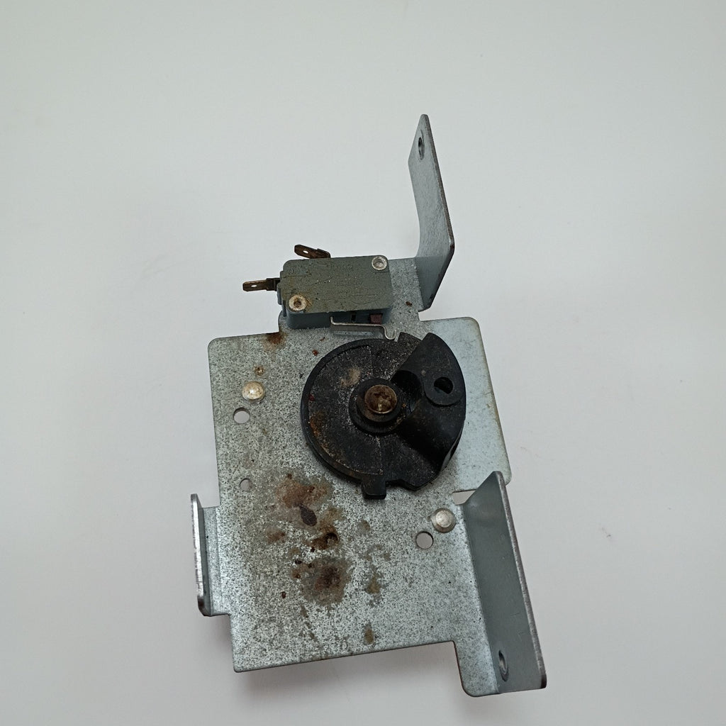 Frigidaire 316464300 - Range Door Lock Assembly