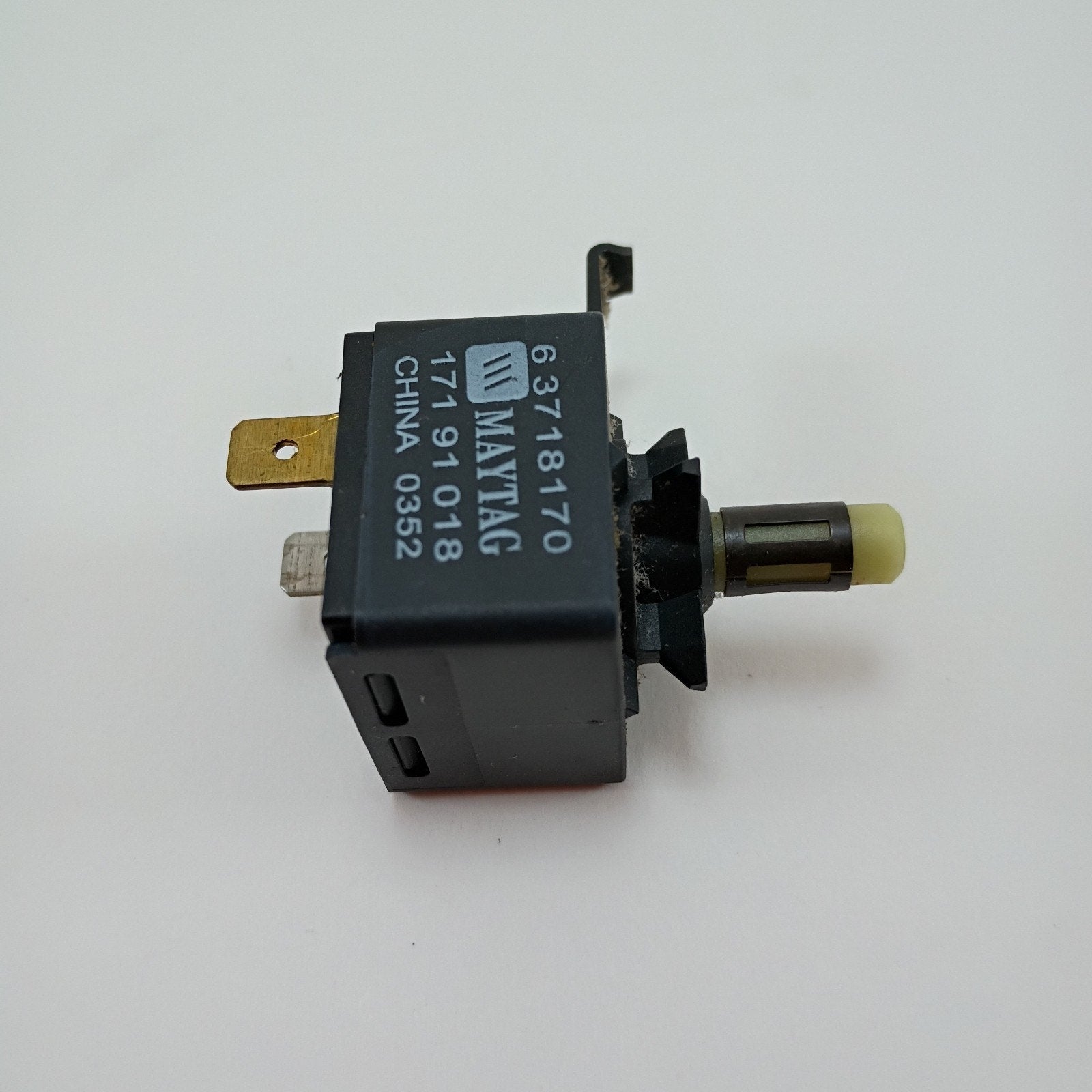 Maytag/Admiral Dryer Chime Start Switch 6 3718170 63718170