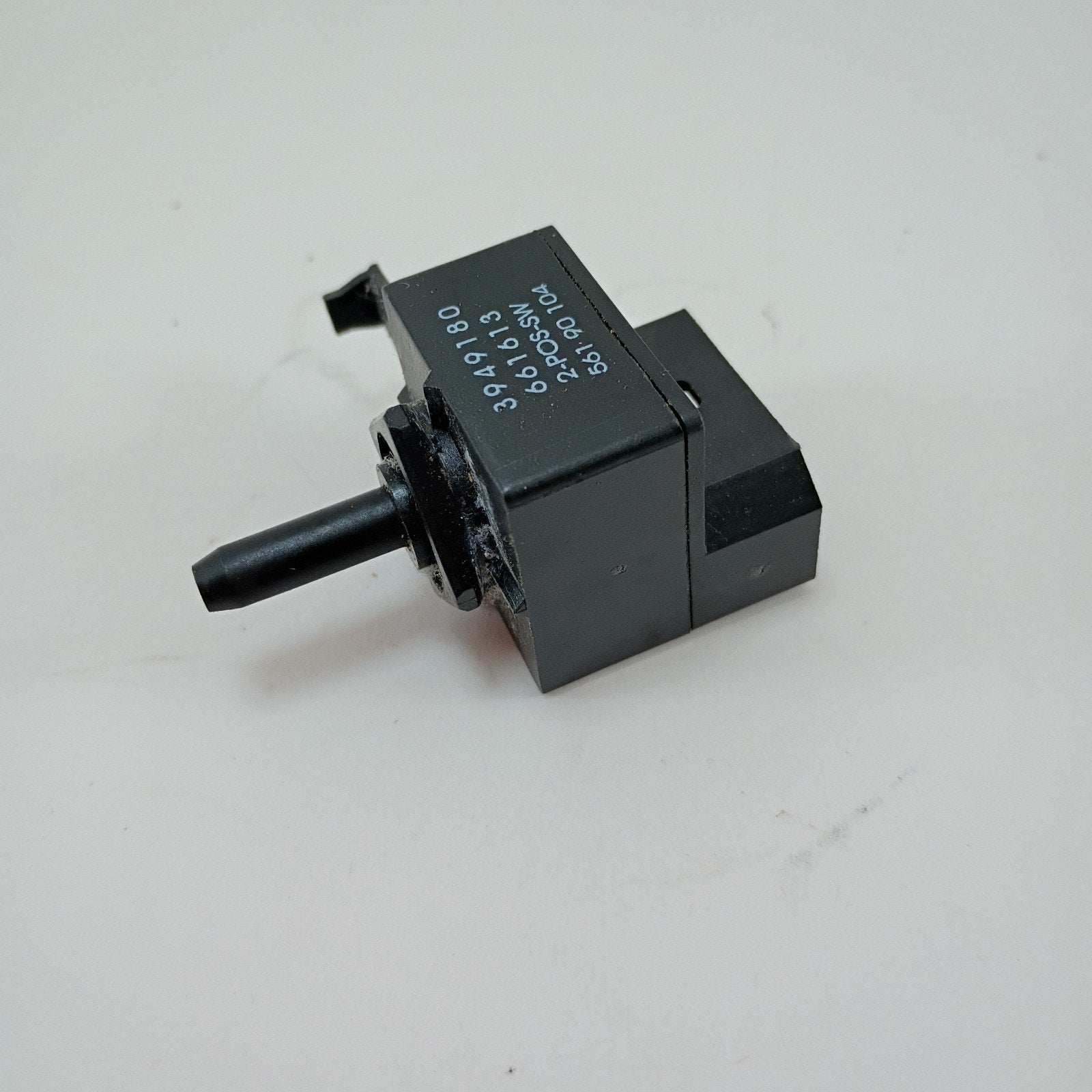 Whirlpool Kenmore Washer Water Temperature Switch 3949180 OEM