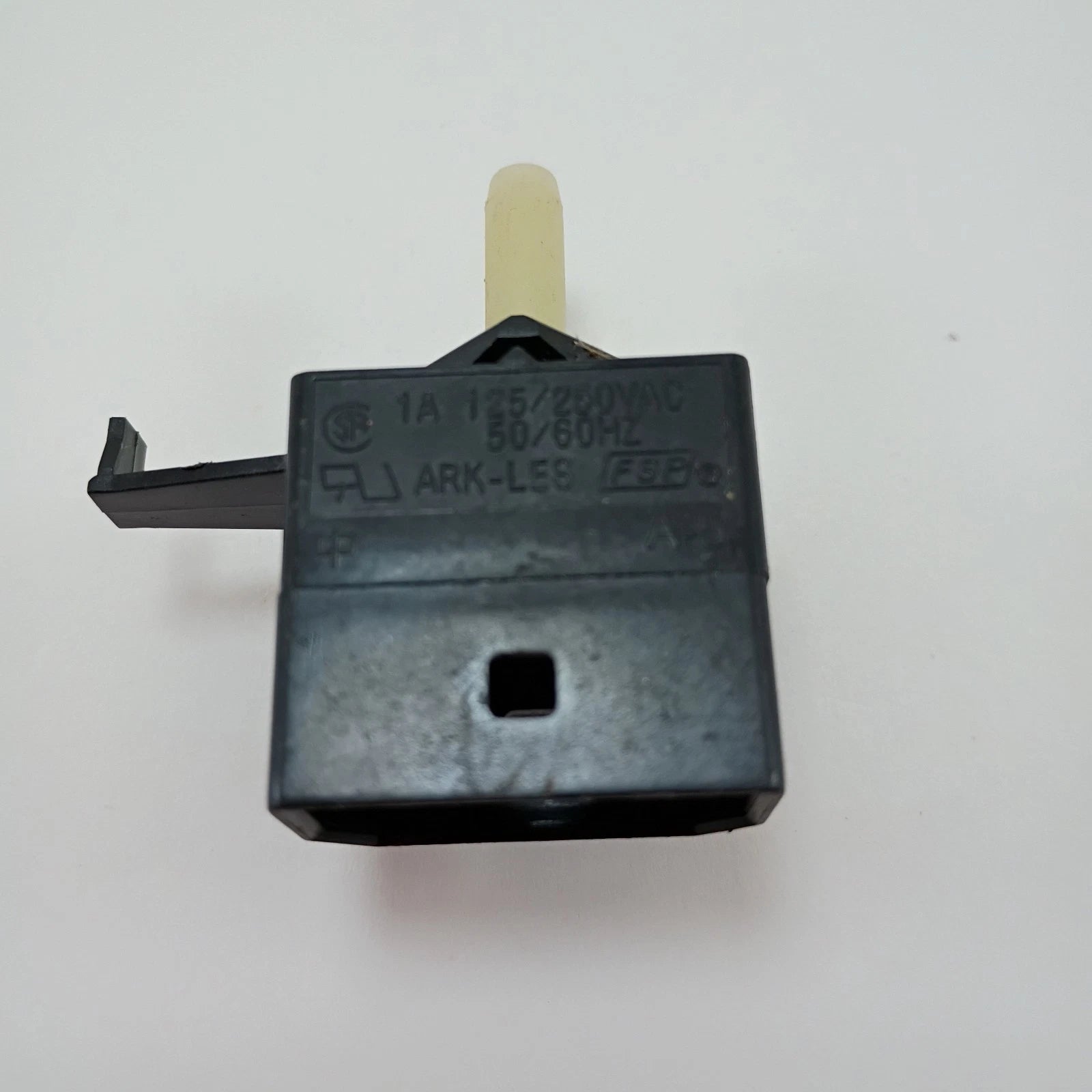Whirlpool Dryer Door Switch 3405152 Kenmore Maytag WP3405152