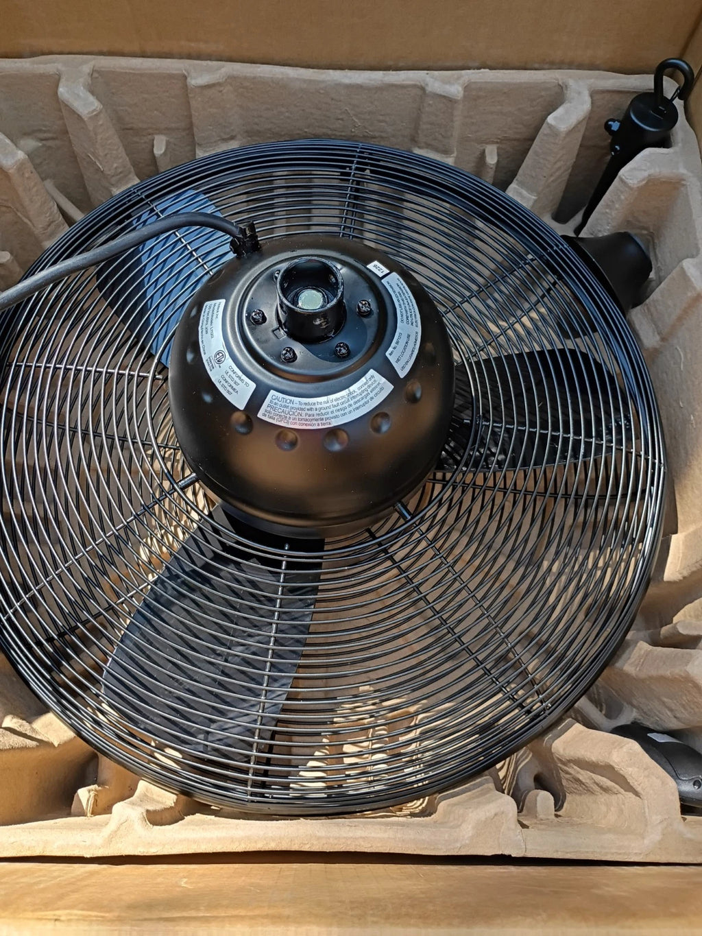 Harbor Breeze Valdosta 20-in BLACK Indoor/Outdoor Cage Ceiling Fan (3-Blade)